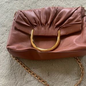 Bag classic with vegetal leather year 2018. Slightly wear (see pictures)